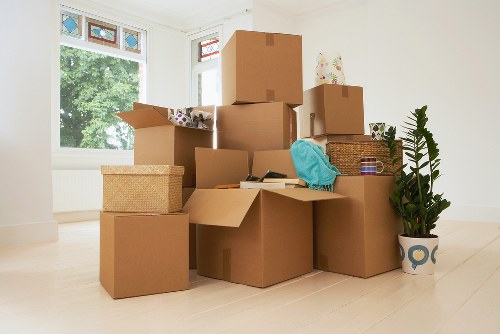 Local moving truck support for residential and commercial moves in Queens Park