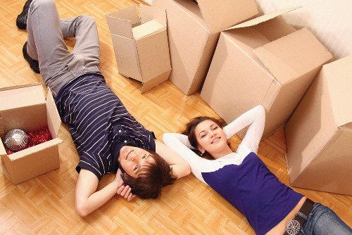 Requesting a quote for a moving truck service in Queens Park